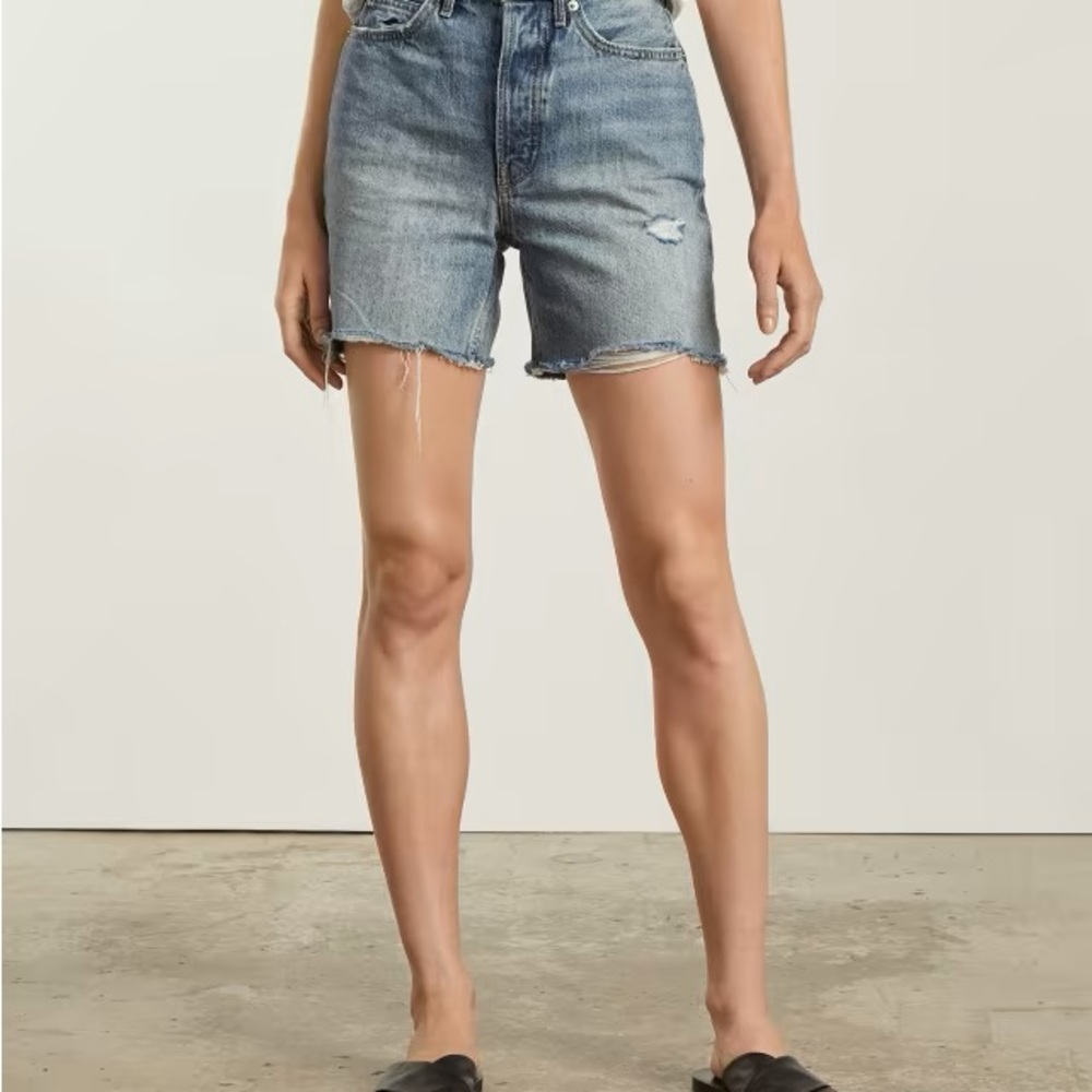 Everlane Rigid Way High Short